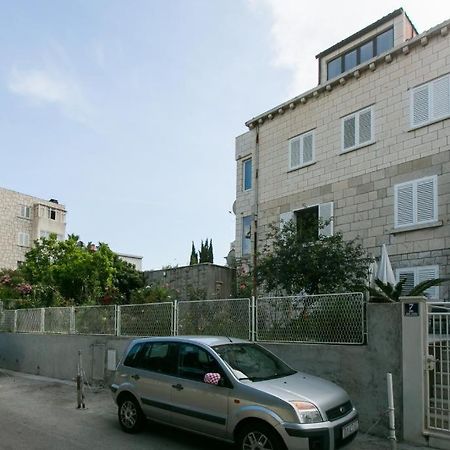 Yellow Room Guesthouse Dubrovnik Exterior photo